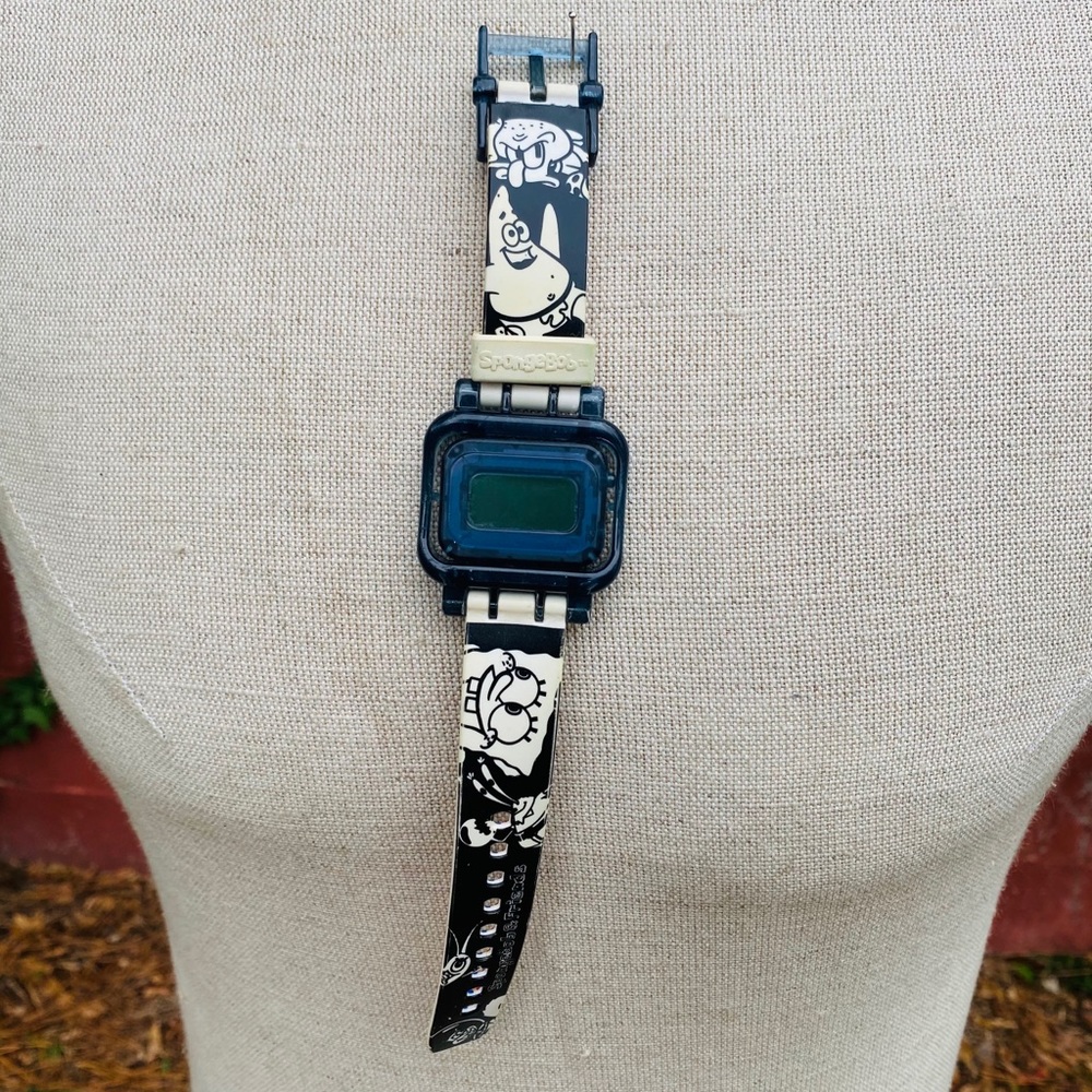 Watch - Picture 2 of 5